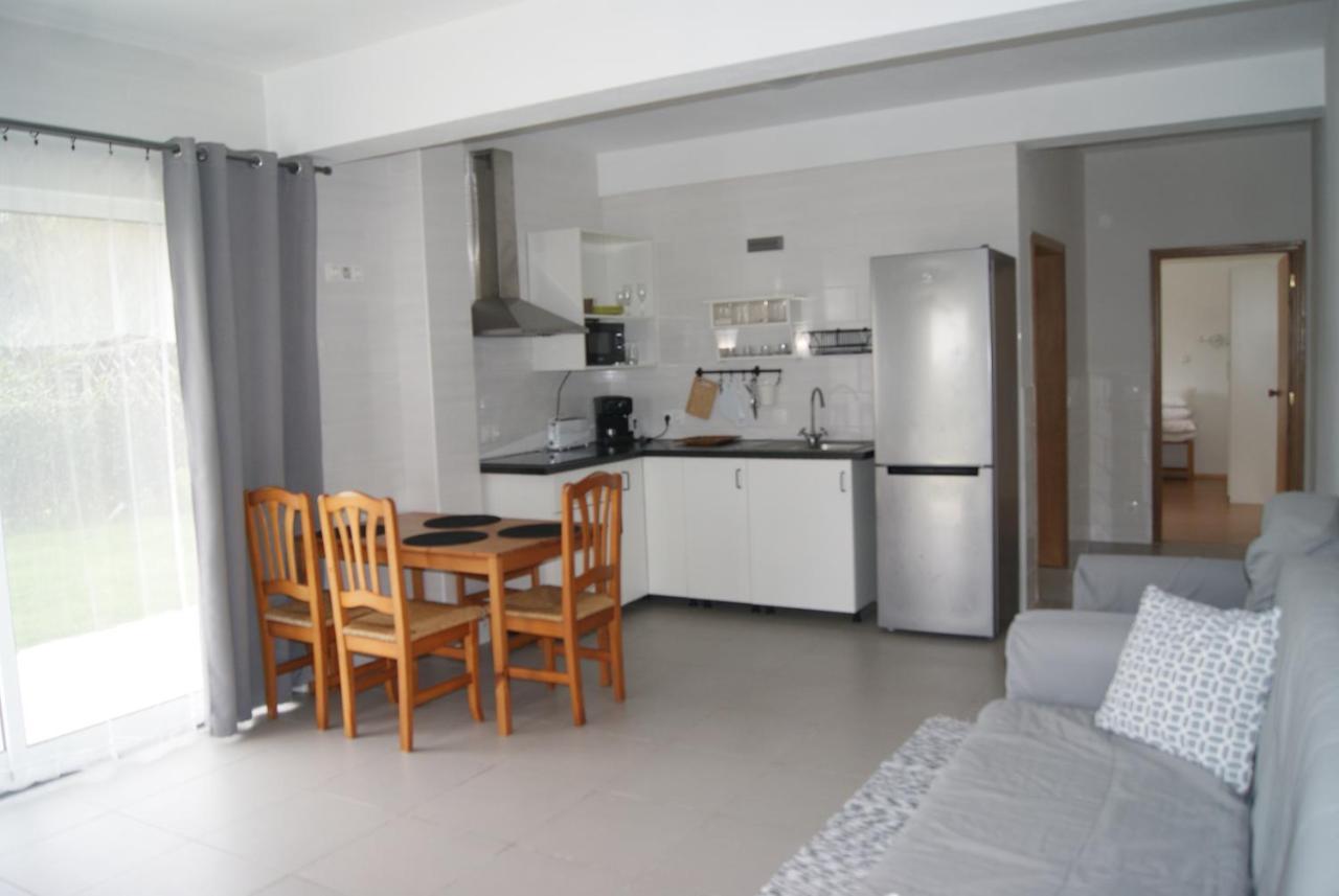 Apartamentos Praia Do Almoxarife Horta  Exterior photo